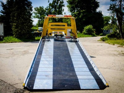 Rozłożona laweta - Iveco Daily