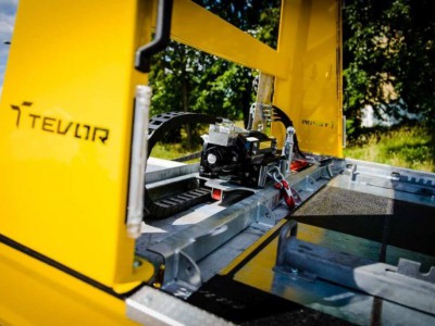 Mechanizm lawety Iveco Daily z bliska