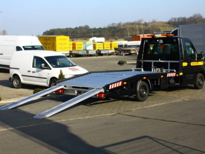 Widok rozłożonej lawety w Renault Master